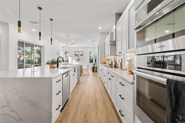 6557 CRESTMONT GLEN LANE, Windermere, FL 34786