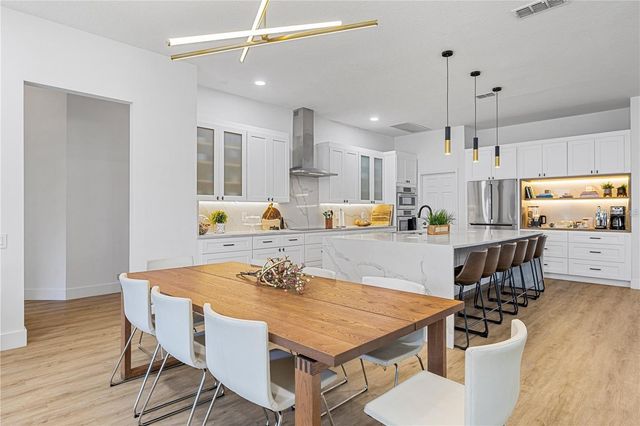 6557 CRESTMONT GLEN LANE, Windermere, FL 34786