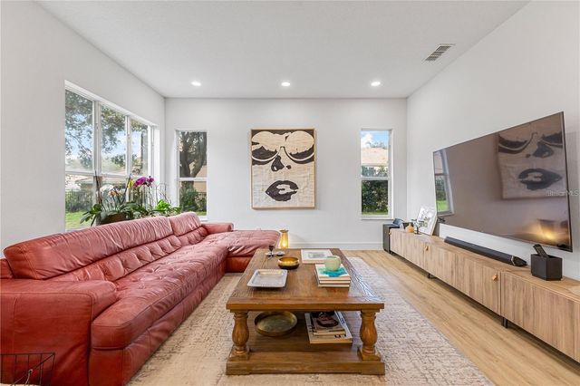 6557 CRESTMONT GLEN LANE, Windermere, FL 34786