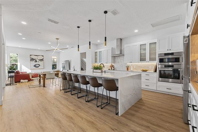 6557 CRESTMONT GLEN LANE, Windermere, FL 34786