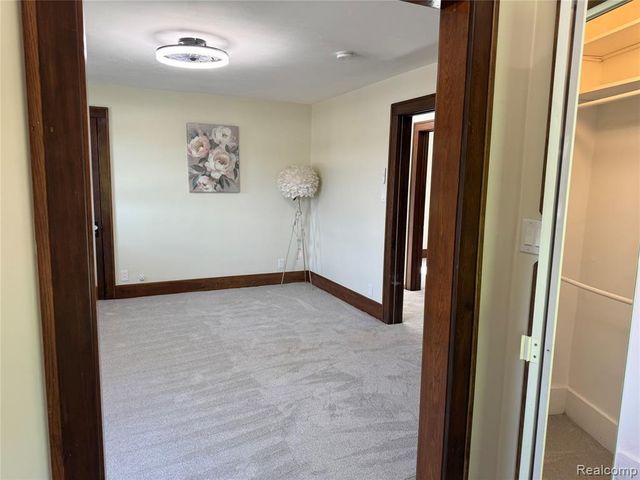 563 Eureka Road, Wyandotte, MI 48192
