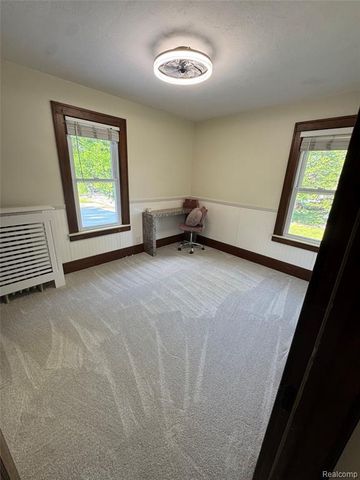 563 Eureka Road, Wyandotte, MI 48192