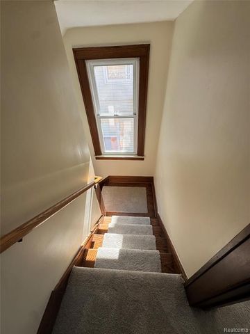 563 Eureka Road, Wyandotte, MI 48192