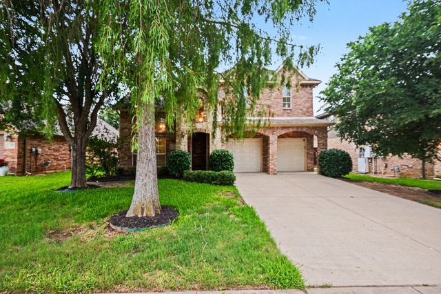 4111 Creek Hill Lane, Corinth, TX 76208