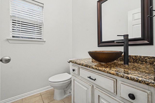 4111 Creek Hill Lane, Corinth, TX 76208