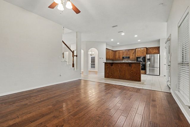 4111 Creek Hill Lane, Corinth, TX 76208