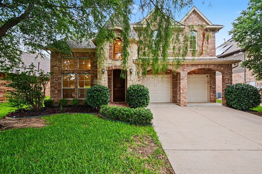 4111 Creek Hill Lane, Corinth, TX 76208