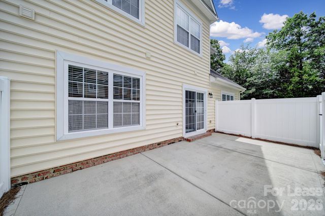 11910 Lacroix Street, Charlotte, NC 28277