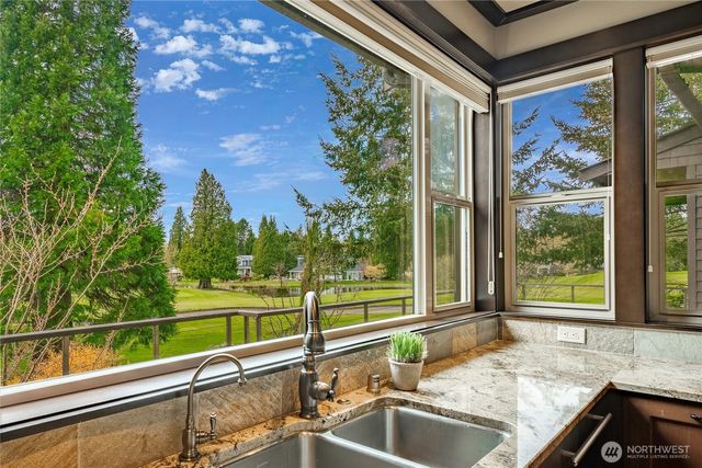 8771 Clubhouse Point Drive, Blaine, WA 98230