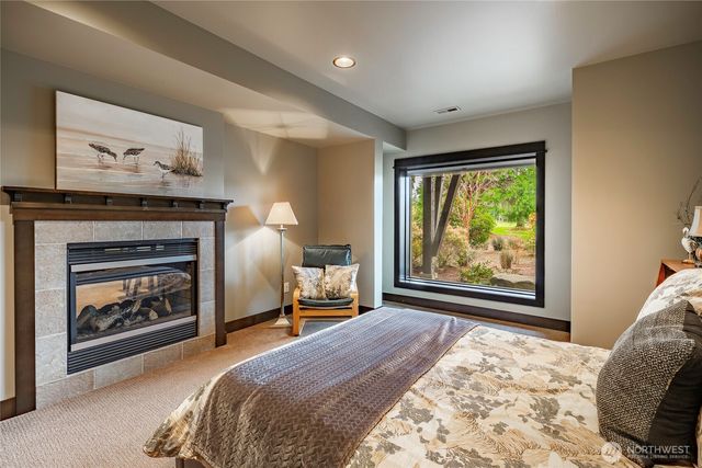 8771 Clubhouse Point Drive, Blaine, WA 98230