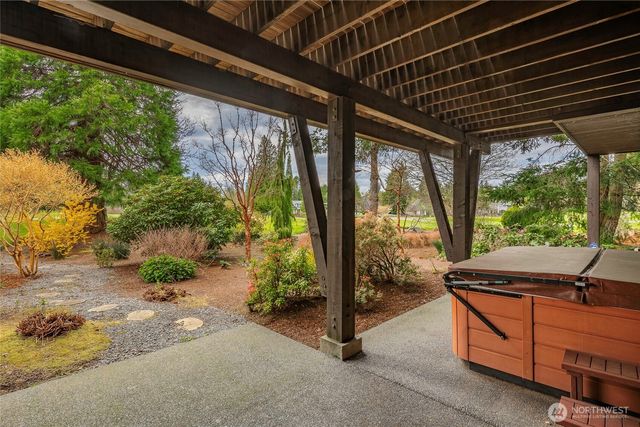 8771 Clubhouse Point Drive, Blaine, WA 98230