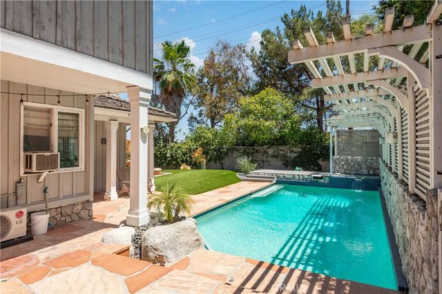 1 Colina Lane, Rolling Hills Estates, CA 90274