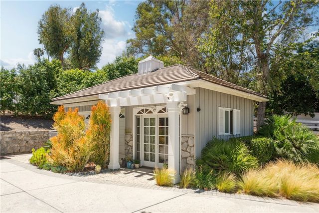 1 Colina Lane, Rolling Hills Estates, CA 90274