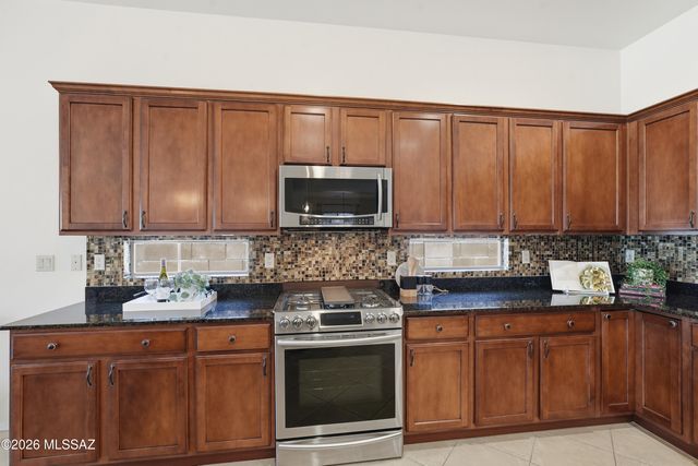12761 N Gentle Rain Drive, Marana, AZ 85658