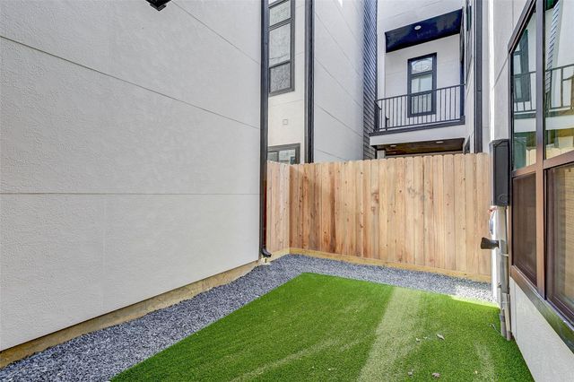 1817 Prospect Street A, Houston, TX 77004