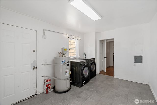 626 Eklund Avenue, Hoquiam, WA 98550