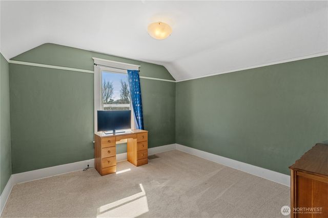 626 Eklund Avenue, Hoquiam, WA 98550