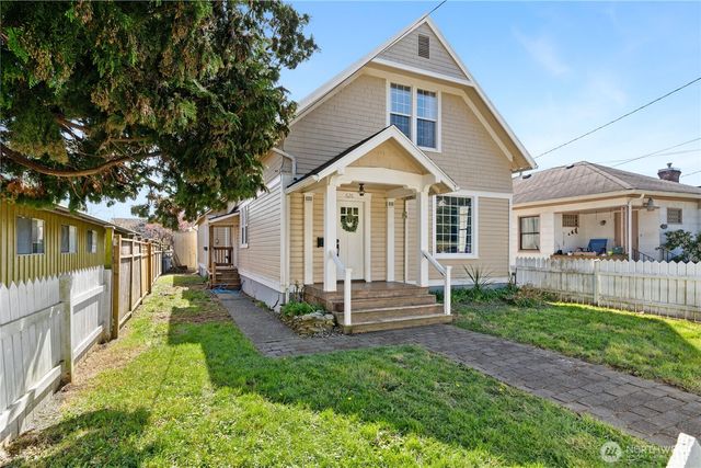 626 Eklund Avenue, Hoquiam, WA 98550