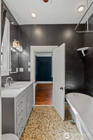 626 Eklund Avenue, Hoquiam, WA 98550