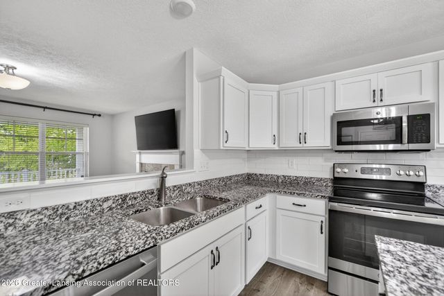 676 Buteo Drive, East Lansing, MI 48823