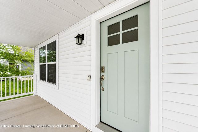 676 Buteo Drive, East Lansing, MI 48823
