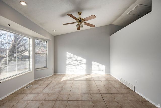 846 N STARCREST DR, Salt Lake City, UT 84116