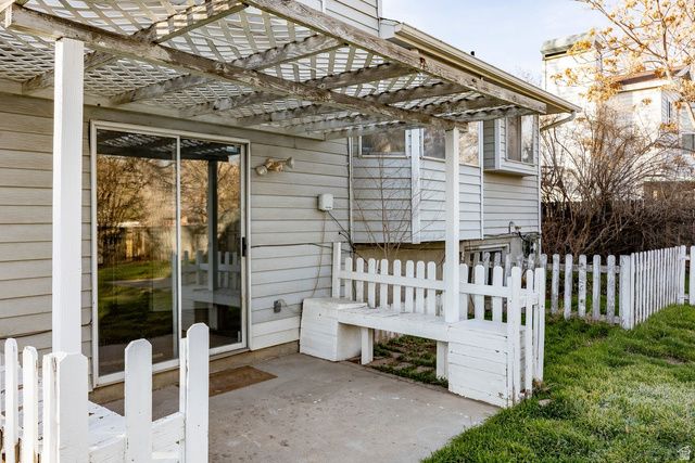 846 N STARCREST DR, Salt Lake City, UT 84116