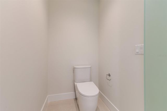275 1ST AVENUE S 3908, St Petersburg, FL 33701