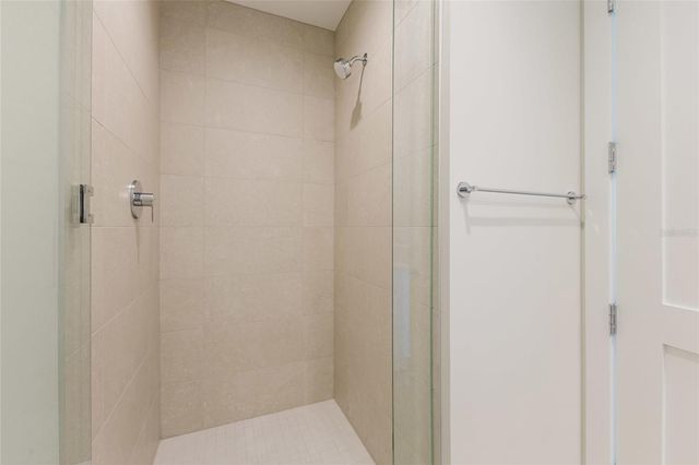 275 1ST AVENUE S 3908, St Petersburg, FL 33701