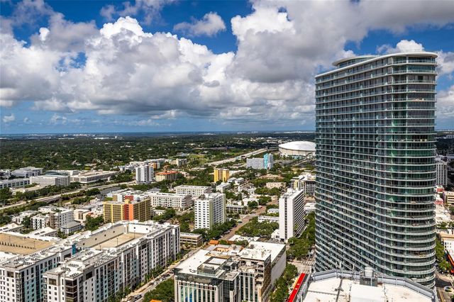 275 1ST AVENUE S 3908, St Petersburg, FL 33701