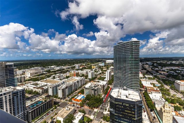 275 1ST AVENUE S 3908, St Petersburg, FL 33701