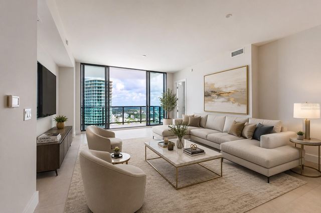 275 1ST AVENUE S 3908, St Petersburg, FL 33701