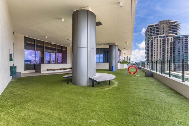 275 1ST AVENUE S 3908, St Petersburg, FL 33701
