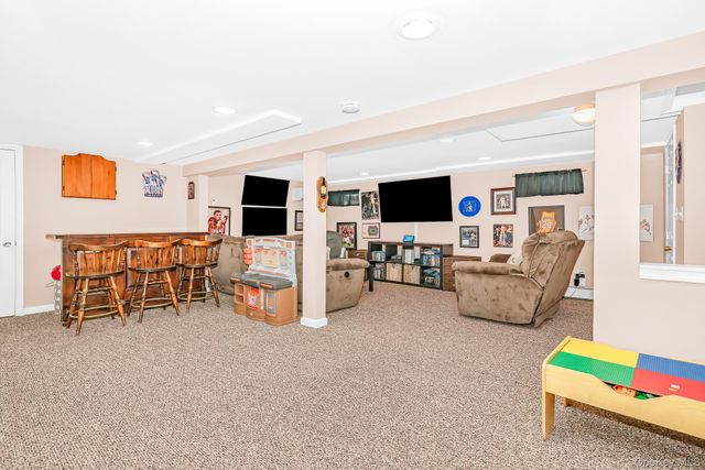 505 Lariat Lane, Bethpage, NY 11714