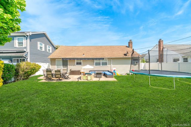 505 Lariat Lane, Bethpage, NY 11714