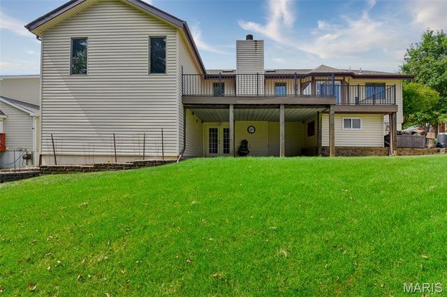 12 Meadow Crest Court, St Charles, MO 63303