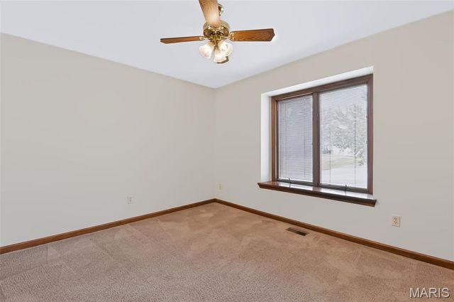 12 Meadow Crest Court, St Charles, MO 63303