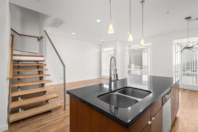 5712 Winsome Lane 5, Houston, TX 77057