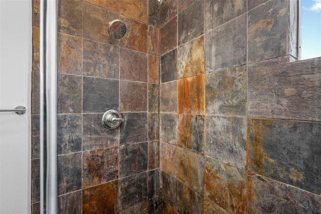 5712 Winsome Lane 5, Houston, TX 77057