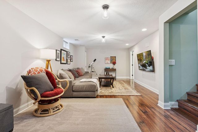 2901 Brunswick Avenue S, Saint Louis Park, MN 55416