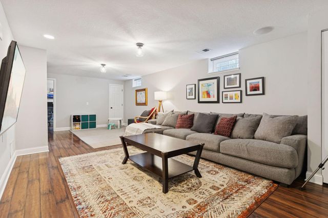 2901 Brunswick Avenue S, Saint Louis Park, MN 55416