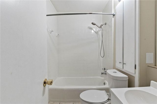 615 Dartmoor Lane, Mobile, AL 36609