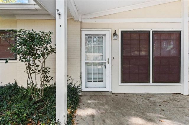 615 Dartmoor Lane, Mobile, AL 36609