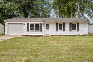 947 36th Avenue, East Moline, IL 61244