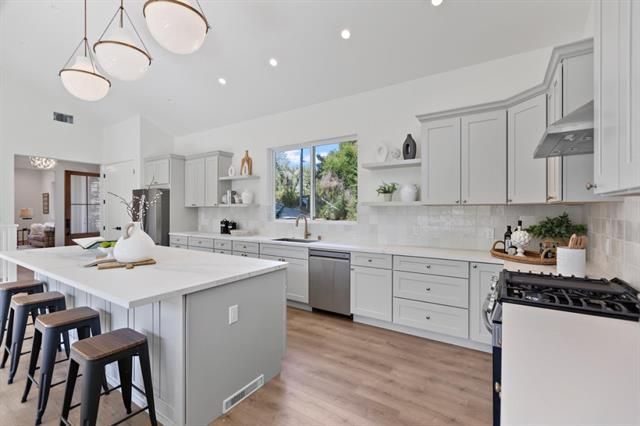 125 Fallen Leaf Drive, Boulder Creek, CA 95006