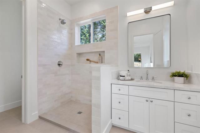 125 Fallen Leaf Drive, Boulder Creek, CA 95006