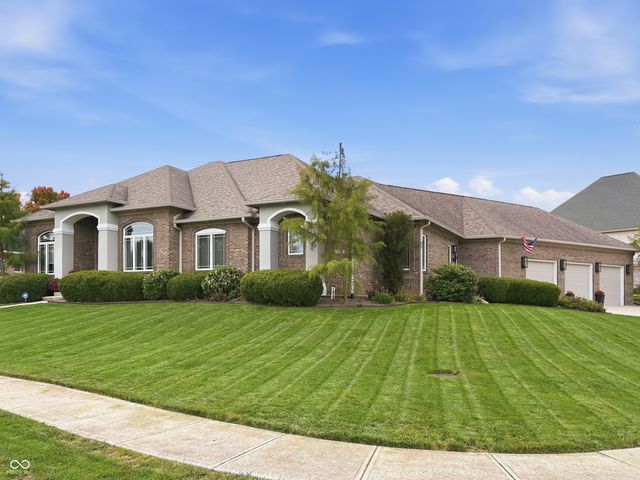 751 Willow Pointe South Drive, Plainfield, IN 46168