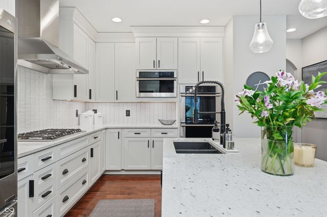 751 Willow Pointe South Drive, Plainfield, IN 46168