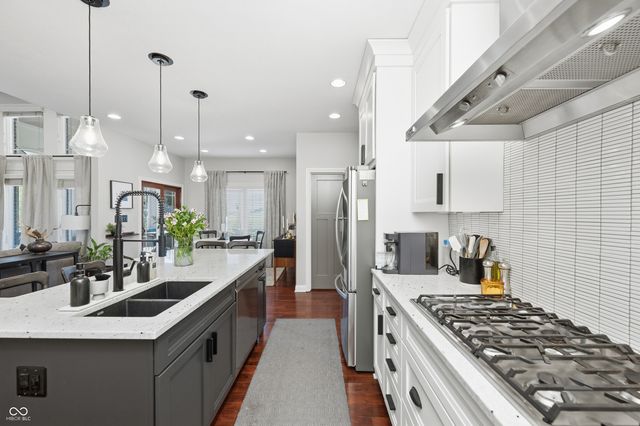 751 Willow Pointe South Drive, Plainfield, IN 46168