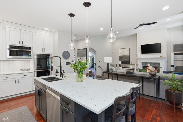 751 Willow Pointe South Drive, Plainfield, IN 46168